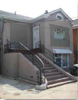 Beautiful front staircase. Elevation 8 ft.	