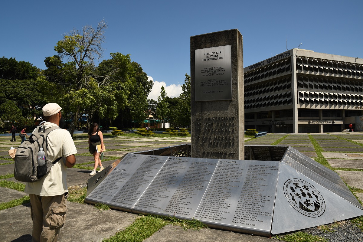 Students in front of local monument in Guatemala