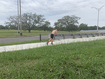 University of New Orleans Transportation Institute data counter on Wisner Trail.