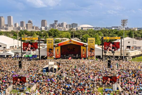 Jazz Fest crowd shot