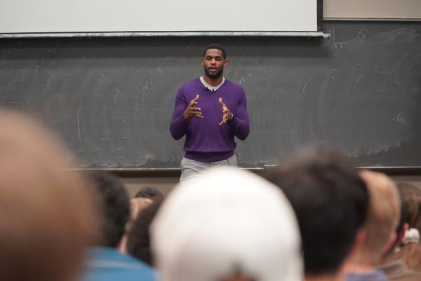 Former New Orleans Saints star receiver Marques Colston gave keynote address for the University of New Orleans’ Management Week.