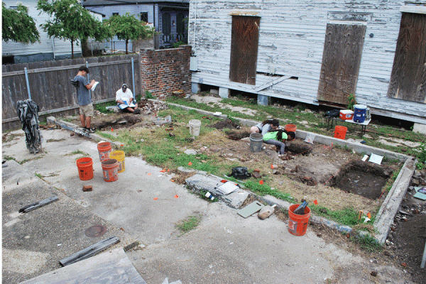 UNO researchers’ analysis of sheepshead bones provides the earliest evidence of overfishing of the historically popular New Orleans fish. Most of the sheepshead bones analyzed in the study were recovered from archaeological sites in New Orleans, like this one at Passebon Cottage.