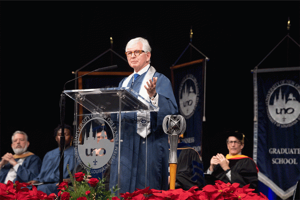 Alumnus Mark Romig delivered the keynote commencement address to University of New Orleans fall graduates on Friday, Dec. 9. Romig is senior vice president and chief marketing officer of New Orleans & Company and is also the stadium announcer for the New Orleans Saints.