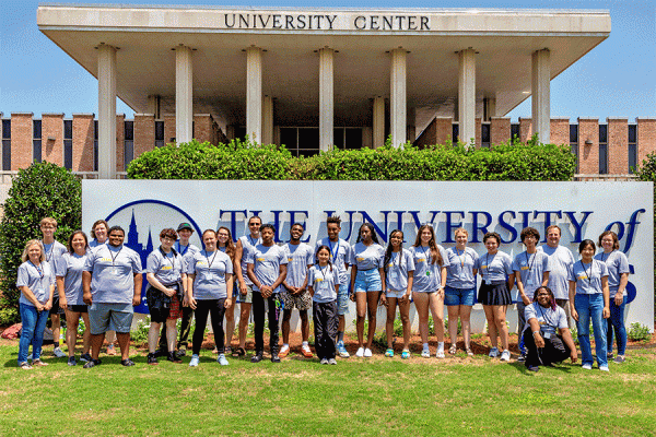 The University of New Orleans' STEM Scholars Camp gives students a jump start on required course content focusing on math and biology skills.