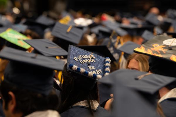 Photo of graduates at UNO commencement.